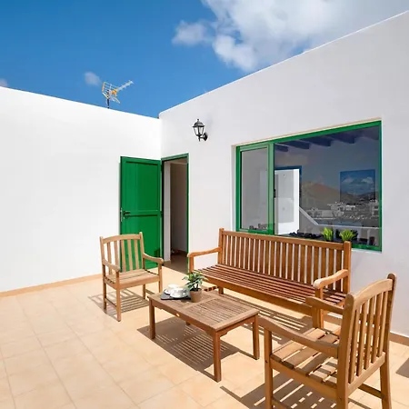 San Roque Feriehus Tinajo